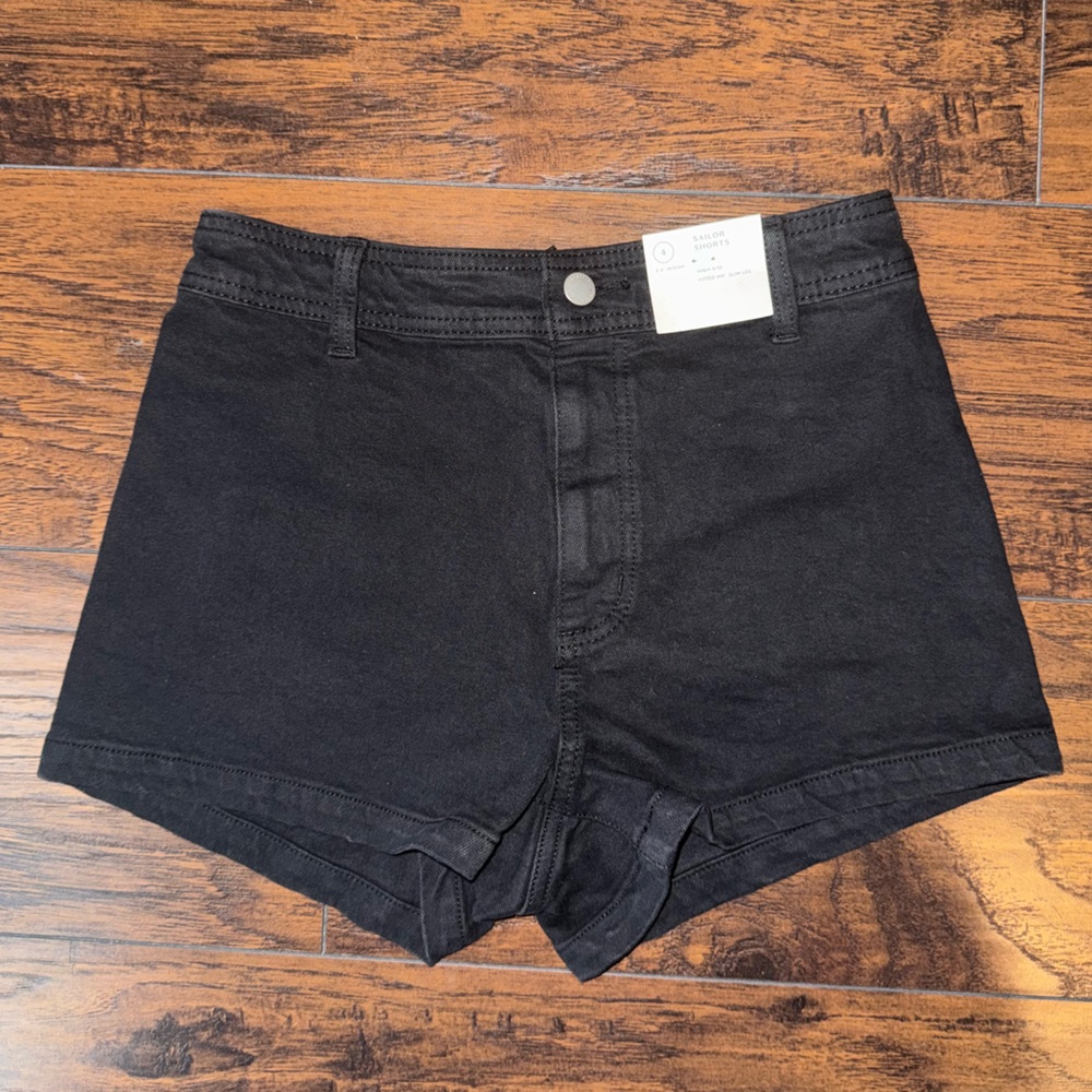 Universal Thread Black Jean Shorts